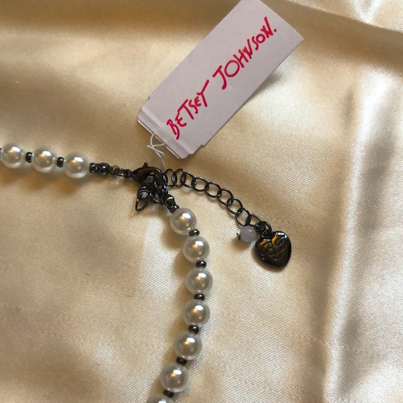 Betsey Johnson Glampire Faux Pearl Skeleton Hand & Halloween Icons Necklace NWT - Picture 4 of 16